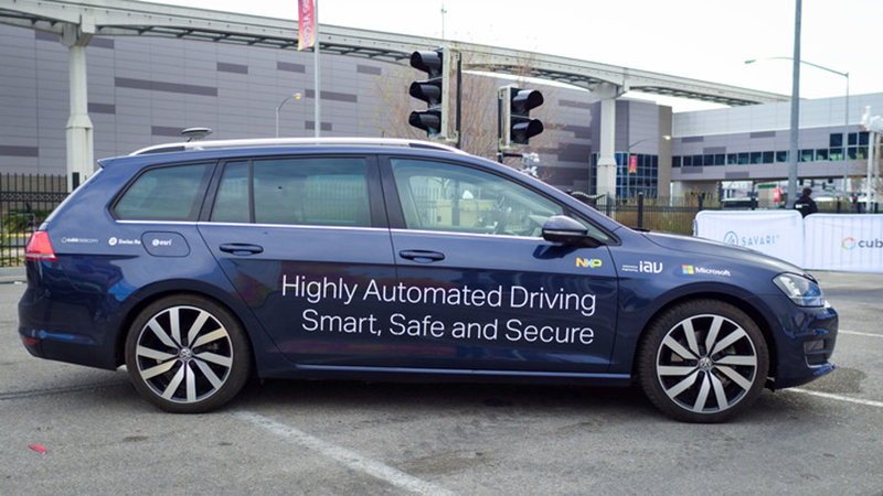 Illustration for article titled My First Ride in a Self-Driving Car Was Harrowing as Hell